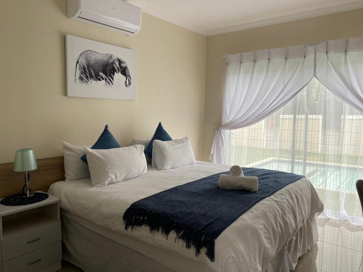 Impongo Royal Lodge Richardsbaai Buitenkant foto
